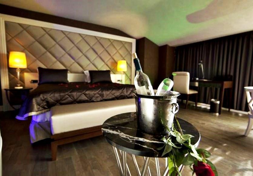 Taba Luxury Suites And Hotel Isztambul Kültér fotó