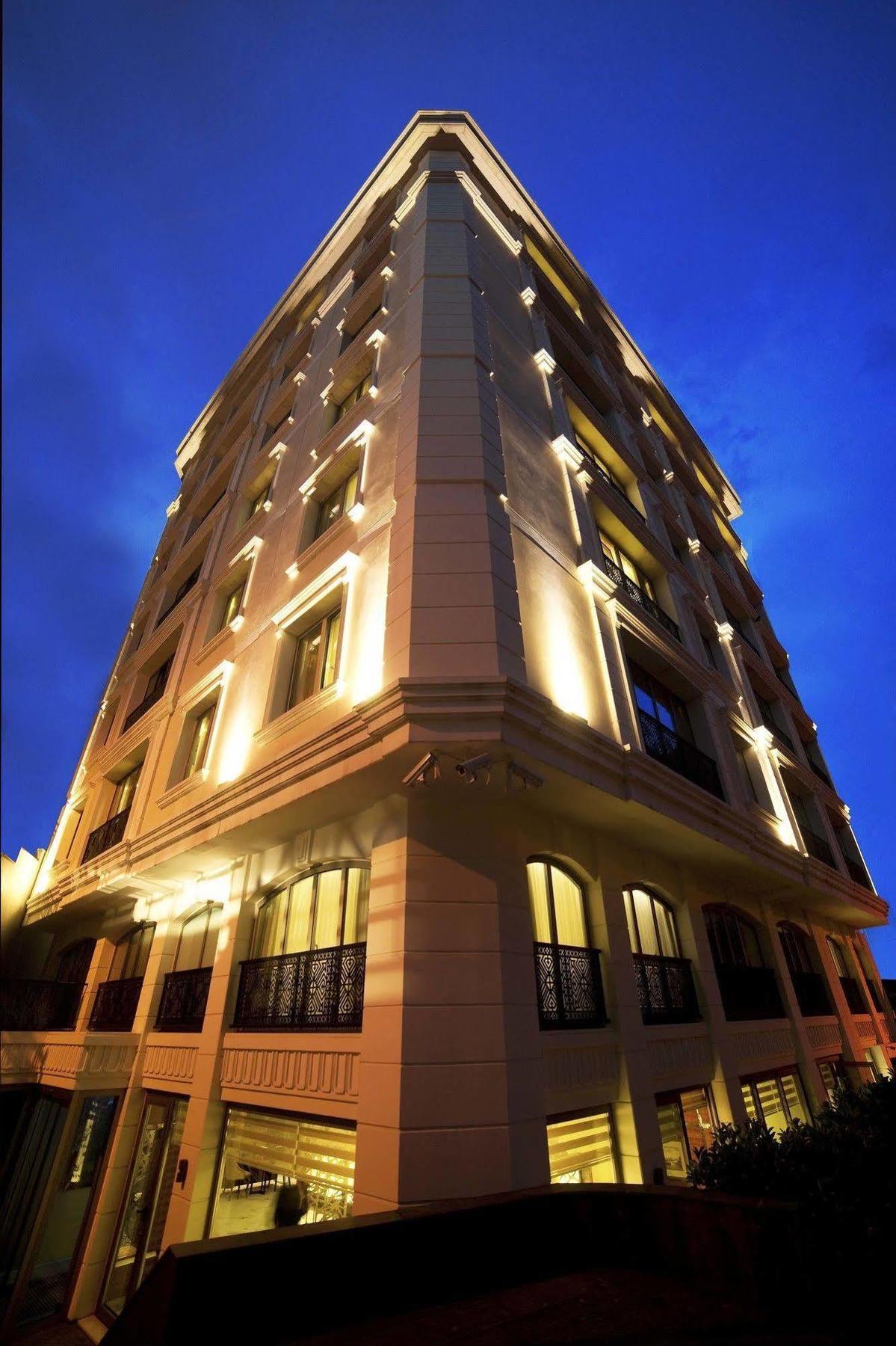 Taba Luxury Suites And Hotel Isztambul Kültér fotó